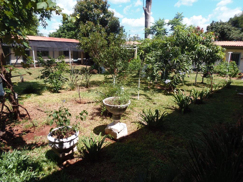 Hotel Meliza'S Garden à Foz do Iguaçu Extérieur photo